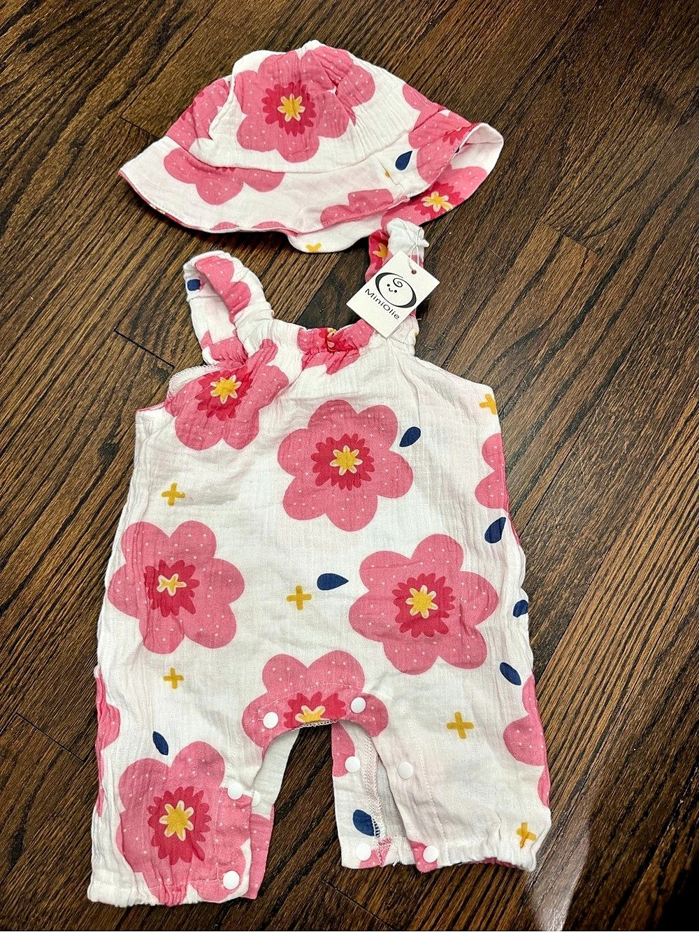Minioloe Floral Romper & Hat Baby 3-6M NWT